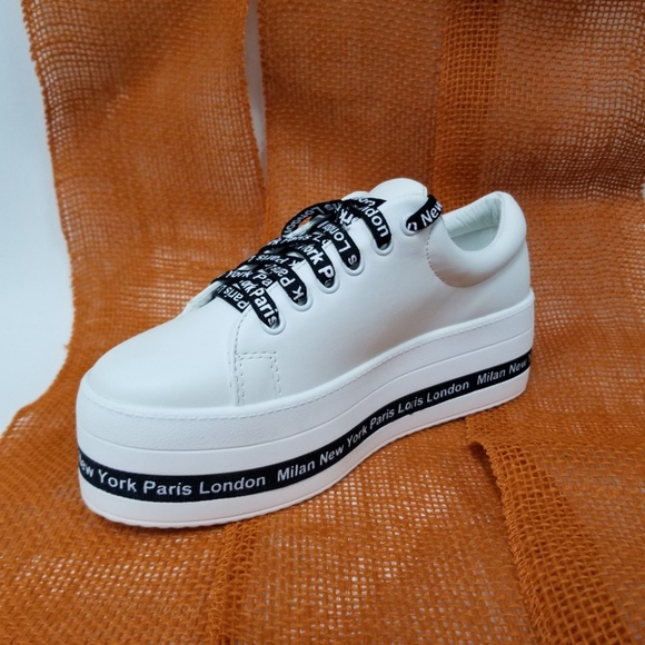 New Womens Lace Up Round Toe Platform Sneakers - Picture 4 of 8